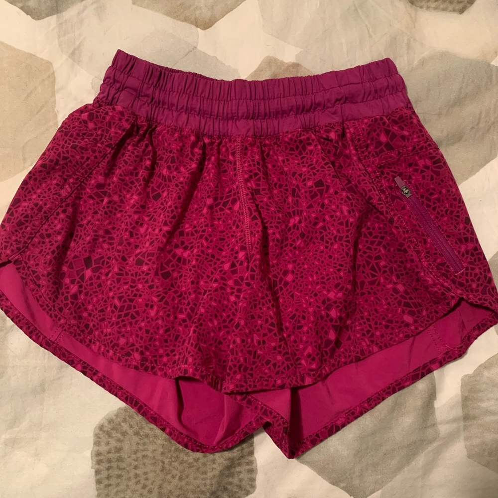 Lululemon Tracker Short Size 8